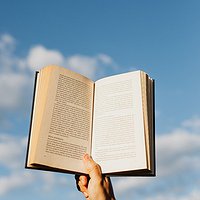 Presentació del llibre 'Ella es agustina'